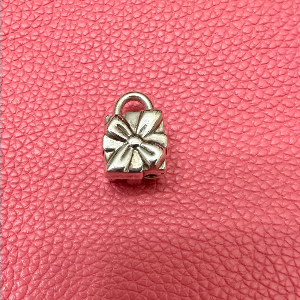 AUTHENTIC: Tiffany & Co Gift Box Charm 925 Sterling Silver